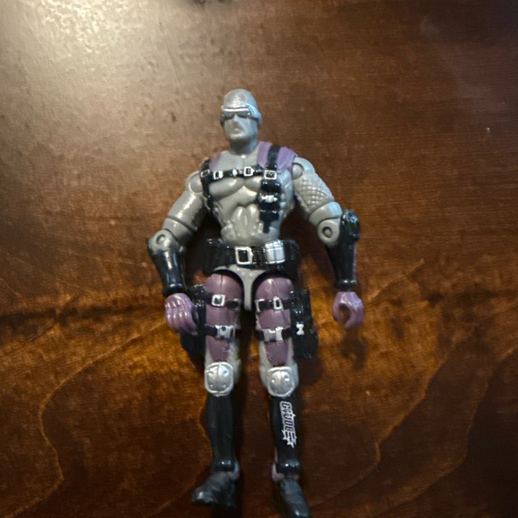 Hasbro Gi Joe vs Cobra SNAKE EYES 2002 Purple - Picture 1 of 4